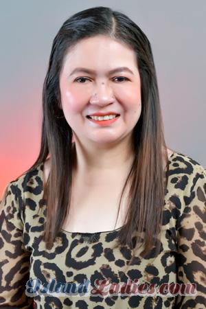 226049 - Sheila Age: 52 - Philippines