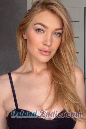 226944 - Diana Age: 32 - Ukraine