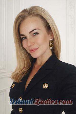 226952 - Vironika Age: 40 - Ukraine