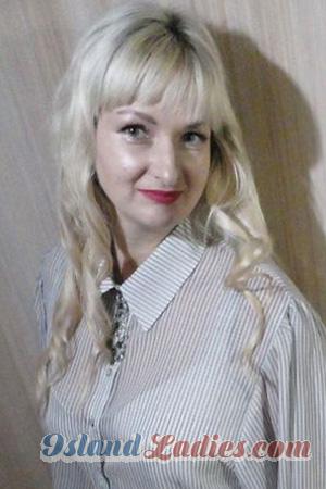 227105 - Olha Age: 43 - Ukraine