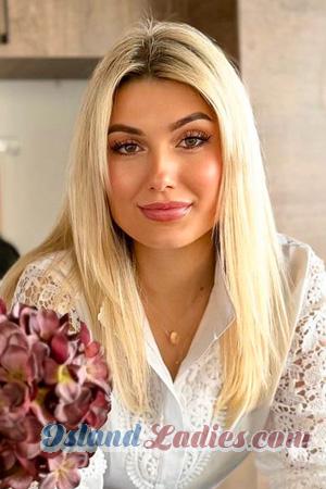 227241 - Yuliia Age: 43 - Ukraine
