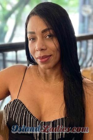 227379 - Julia Age: 41 - Colombia