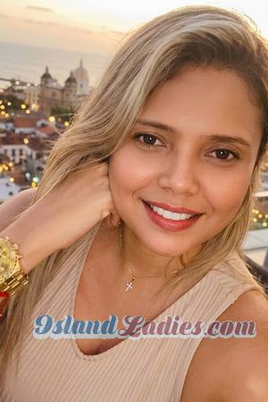227511 - Tatiana Age: 37 - Colombia