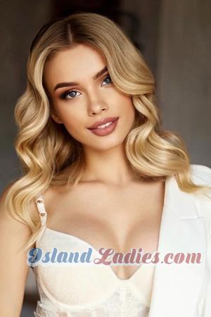 227853 - Tatyana Age: 31 - Ukraine