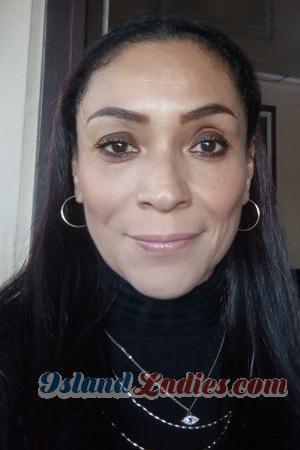 227893 - Oyuky Age: 58 - Costa Rica
