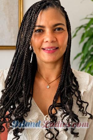 228305 - Luz Age: 48 - Colombia