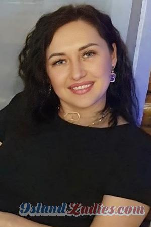 228565 - Alona Age: 36 - Ukraine
