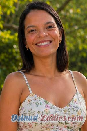 228891 - Yessica Age: 38 - Colombia